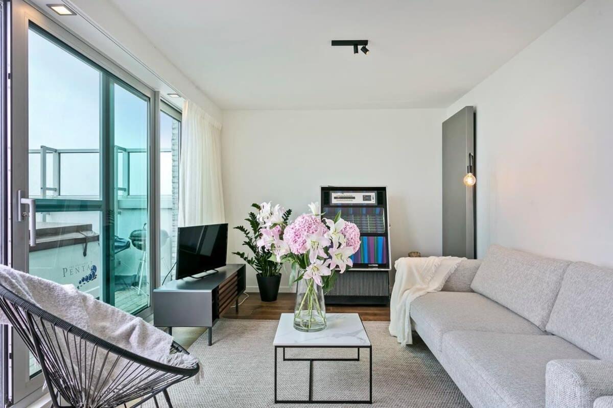 Modern Penthouse With Stunning Sea-View, Sauna And 2 Large Terraces! Daire Knokke-Heist Dış mekan fotoğraf